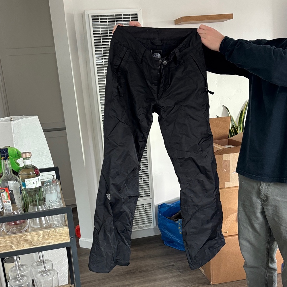 The North Face women’s Black ski Pants